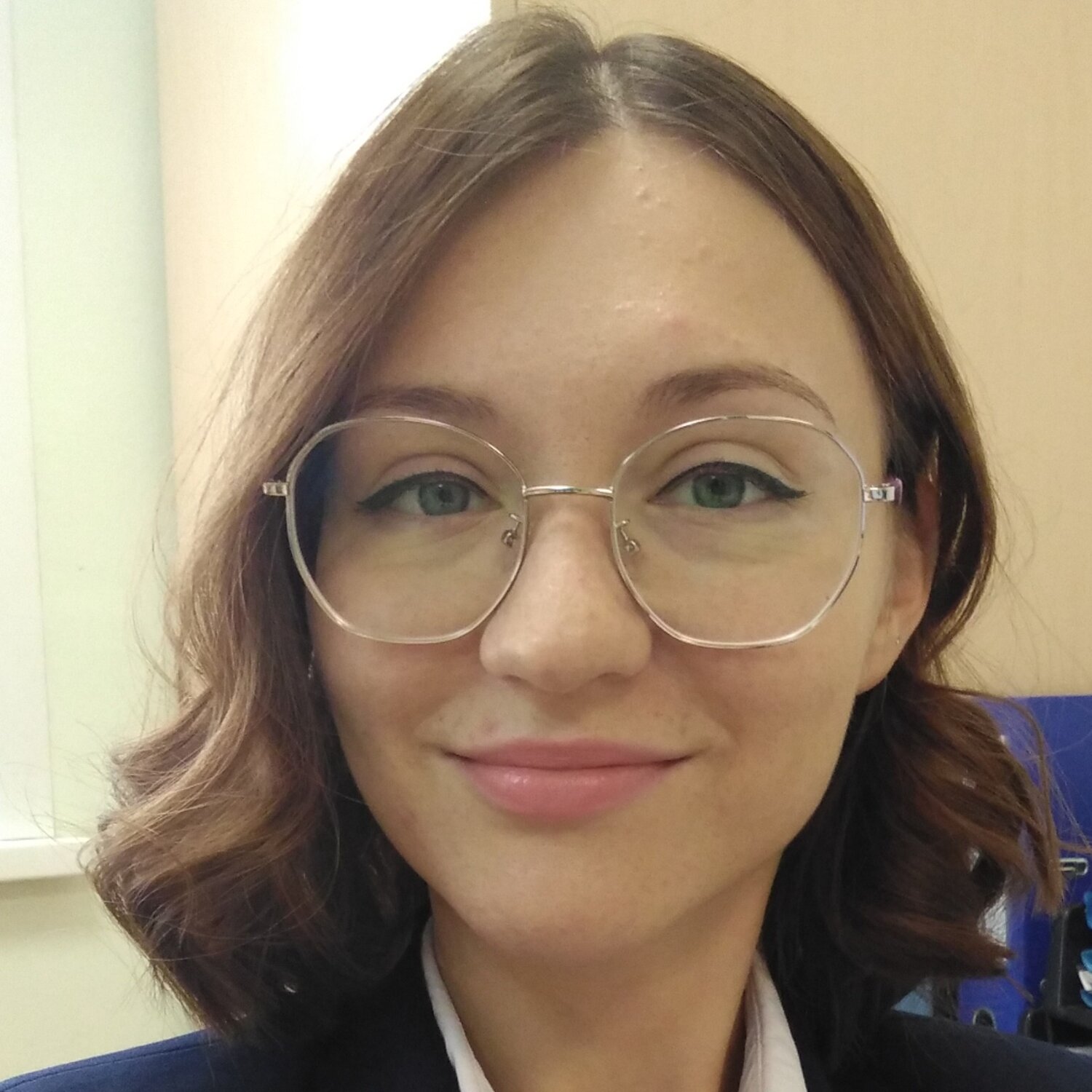 Влада Д.