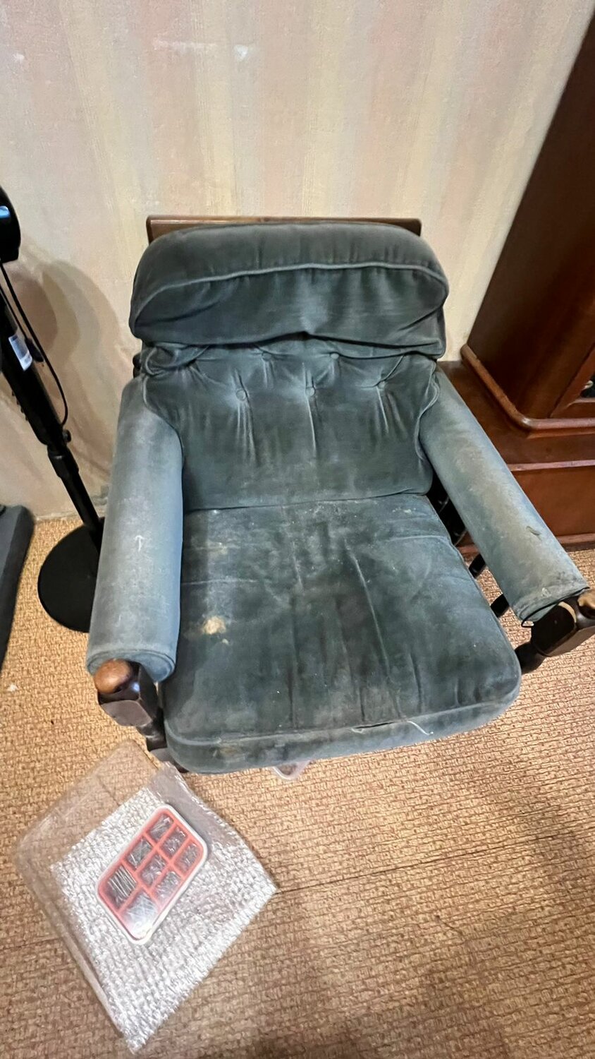 Вывоз старой мебели в Балашихе - Вывоз мусора - Перевозки и курьеры ...