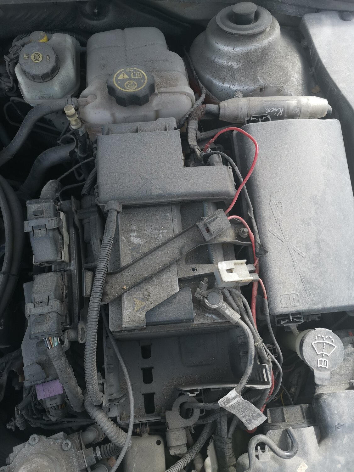 Замена аккумулятора на новый с выездом в Санкт-Петербурге - Помощь на ...