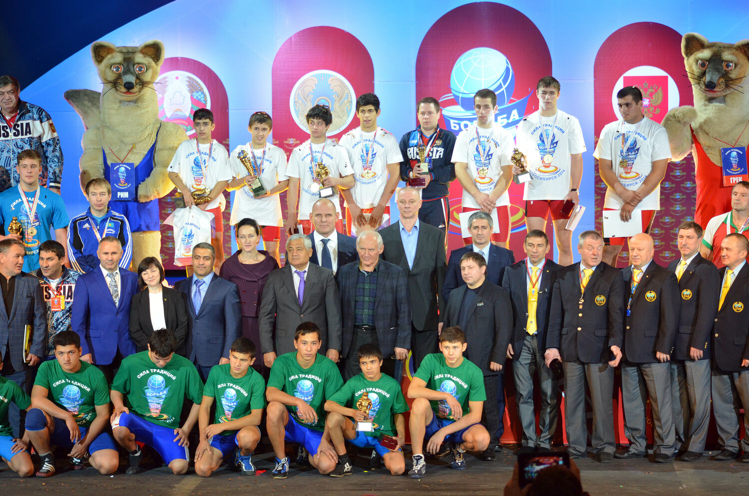 вольная борьба стадион, чемпионат, греко римская борьба, команда, спортивные игры