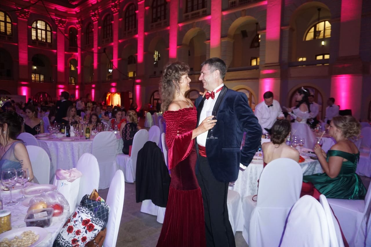 венский бал, венский бал в москве, венский бал хофбург, банкет, венский бал трансляция