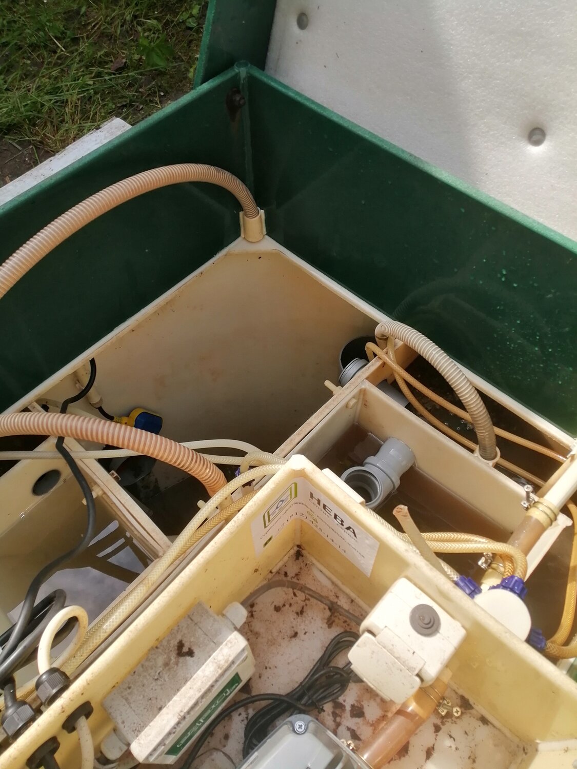 юнилос астра 5 воздушные распределители, распределителей воздуха юнилос астра 5, чистка септика астра 3, юнилос астра мамут насос, топас 5