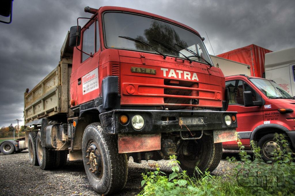 Канье Уэст, Гран-при Венгрии и пожар: история "чешского Ламбо" MTX Tatra V8