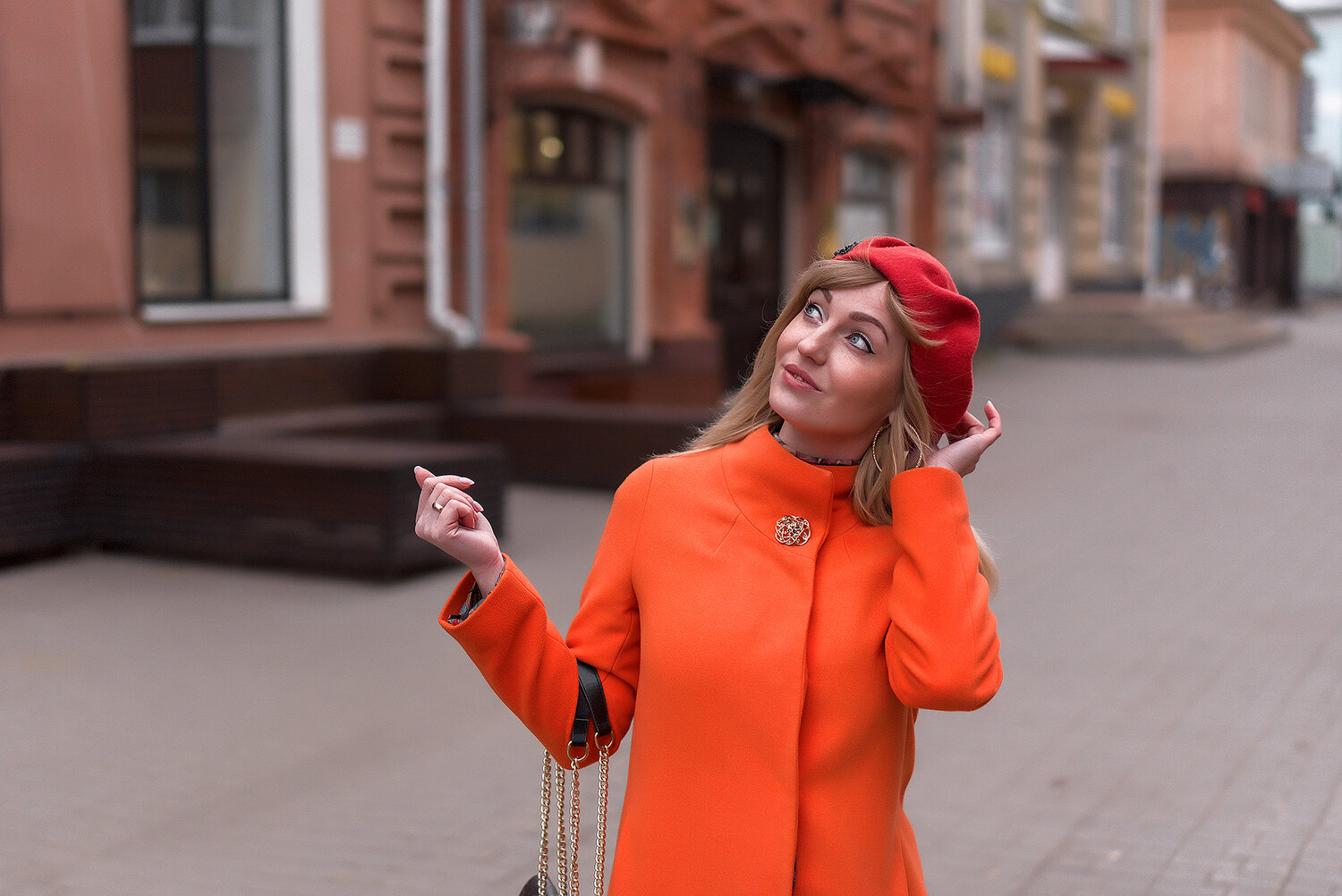 человек, люди, женщина, девушки, девушка в красном пальто