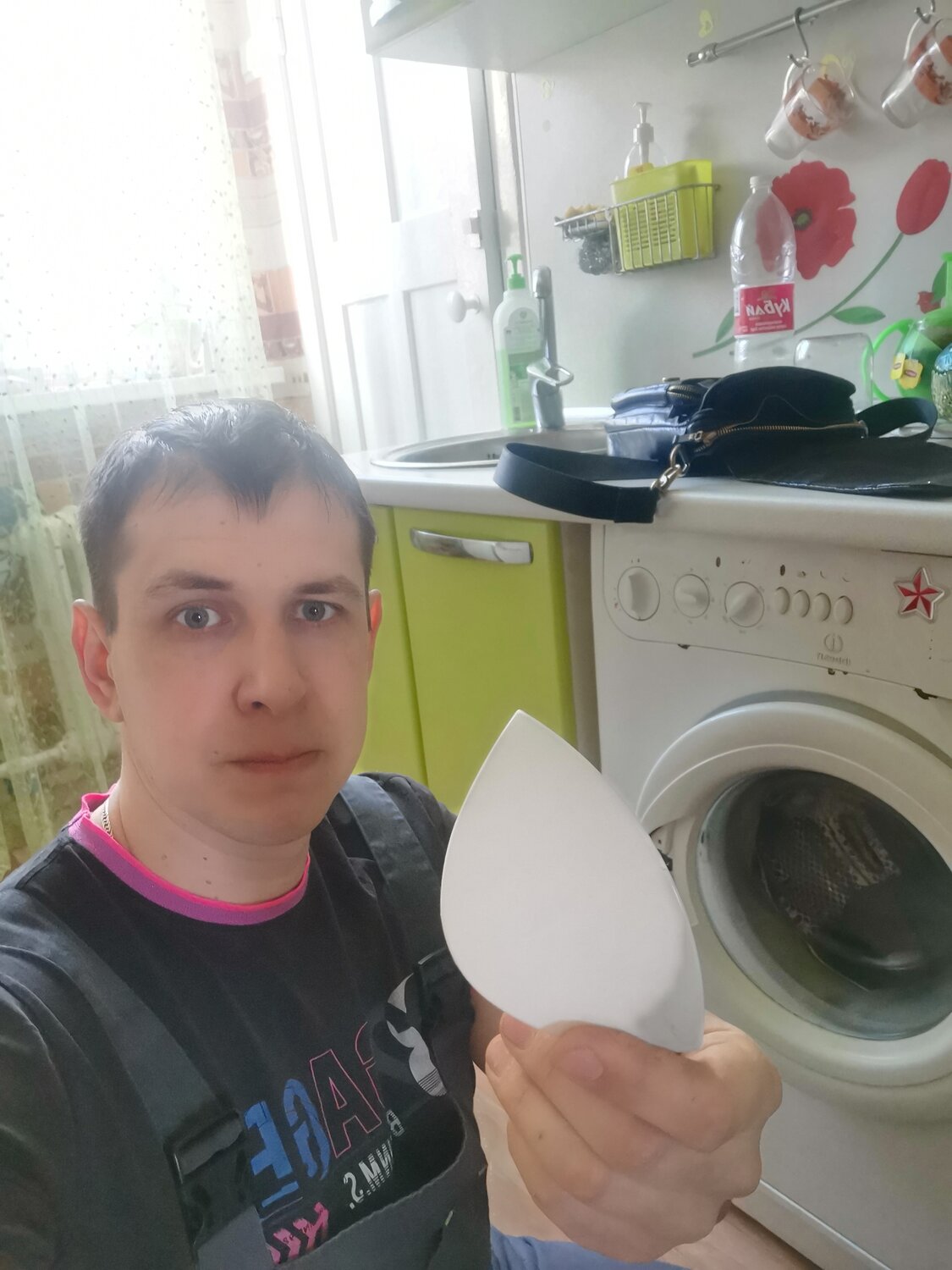 бытовая техника, техника, мужчина, стиральная машина, ремонт стиральных машин на дому