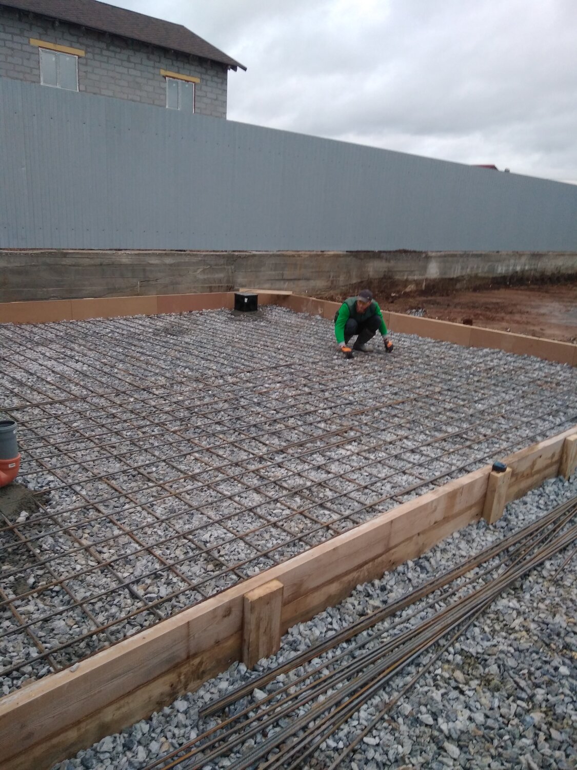 монолитная плита, монолитный фундамент для частного, монолитный фундамент, монолитный плитный фундамент, монолитная плита фундамента