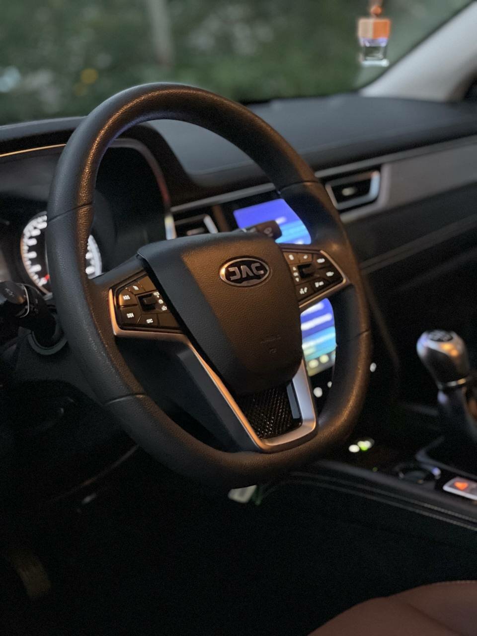 ��������, jac j 7, geely coolray ��������, �������������������� jac j 7, jac j
