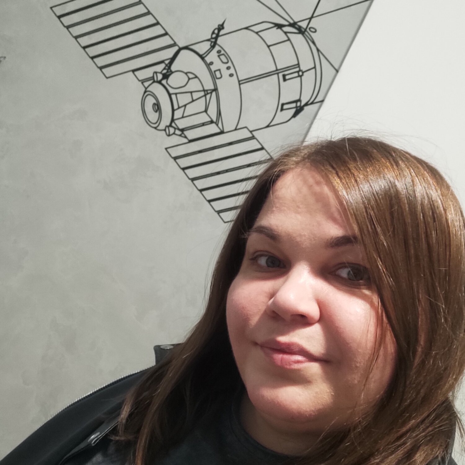 Алла Менайя