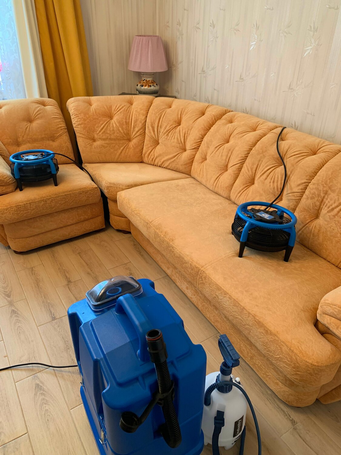 Чистка мягкой мебели