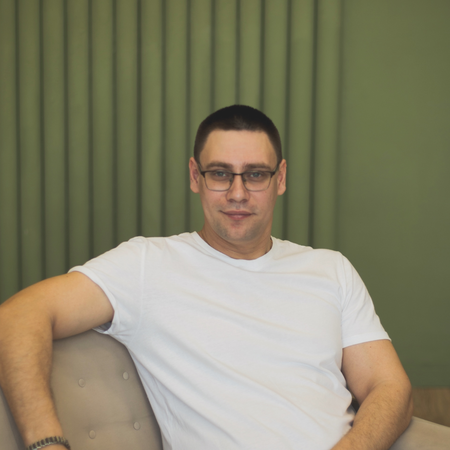 Александр Богров