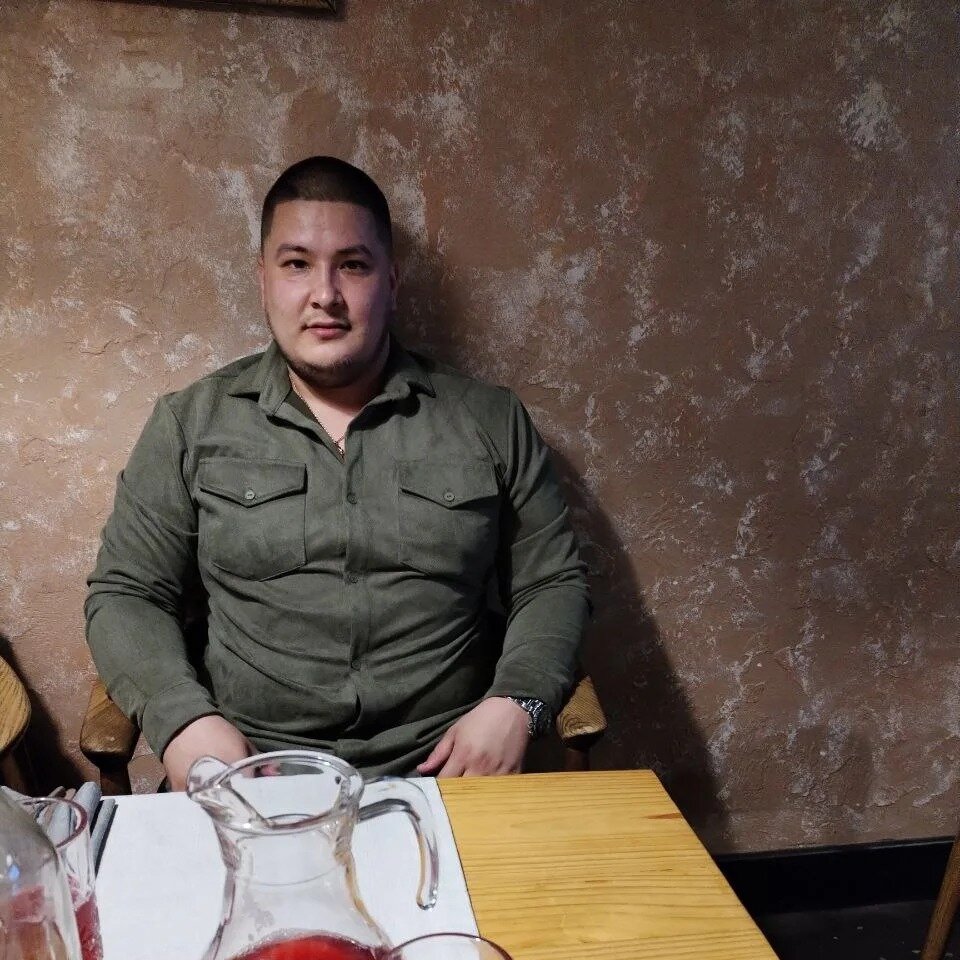 Азиз Х.