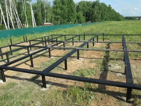Строительство винтового свайного фундамента