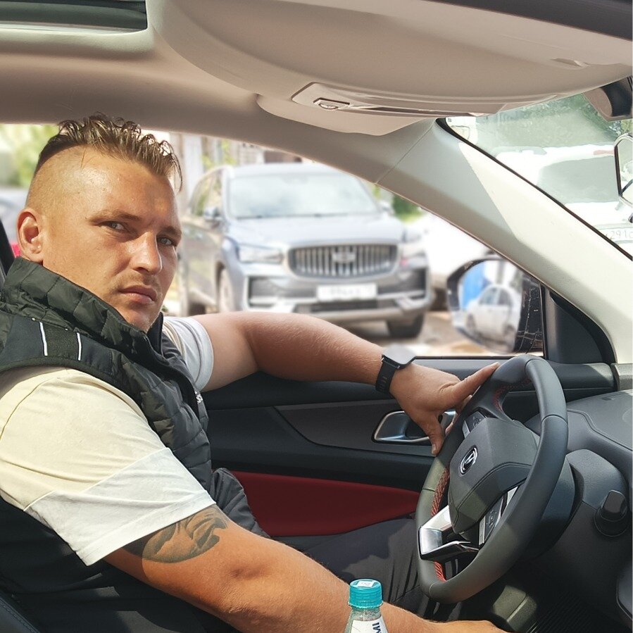 Максим Артеев