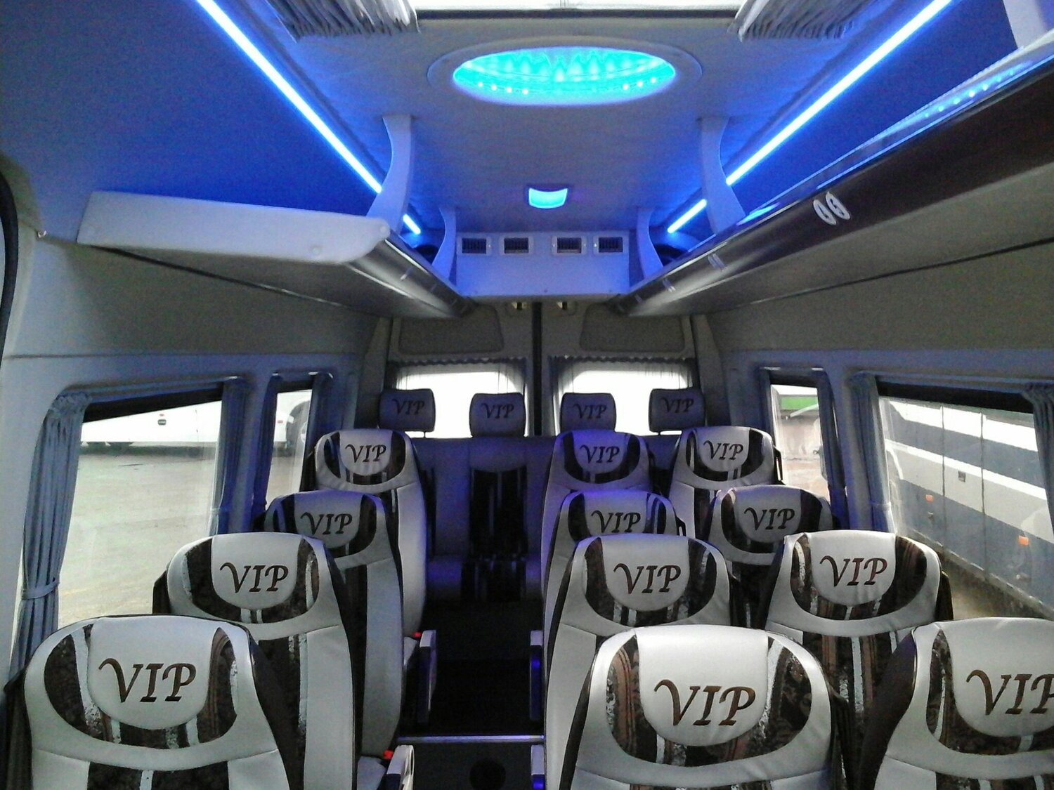 комфортабельный микроавтобус мерседес на 20 мест, mercedes-benz sprinter, микроавтобус фольксваген 21 место, микроавтобус, мерседес спринтер турист 20 мест