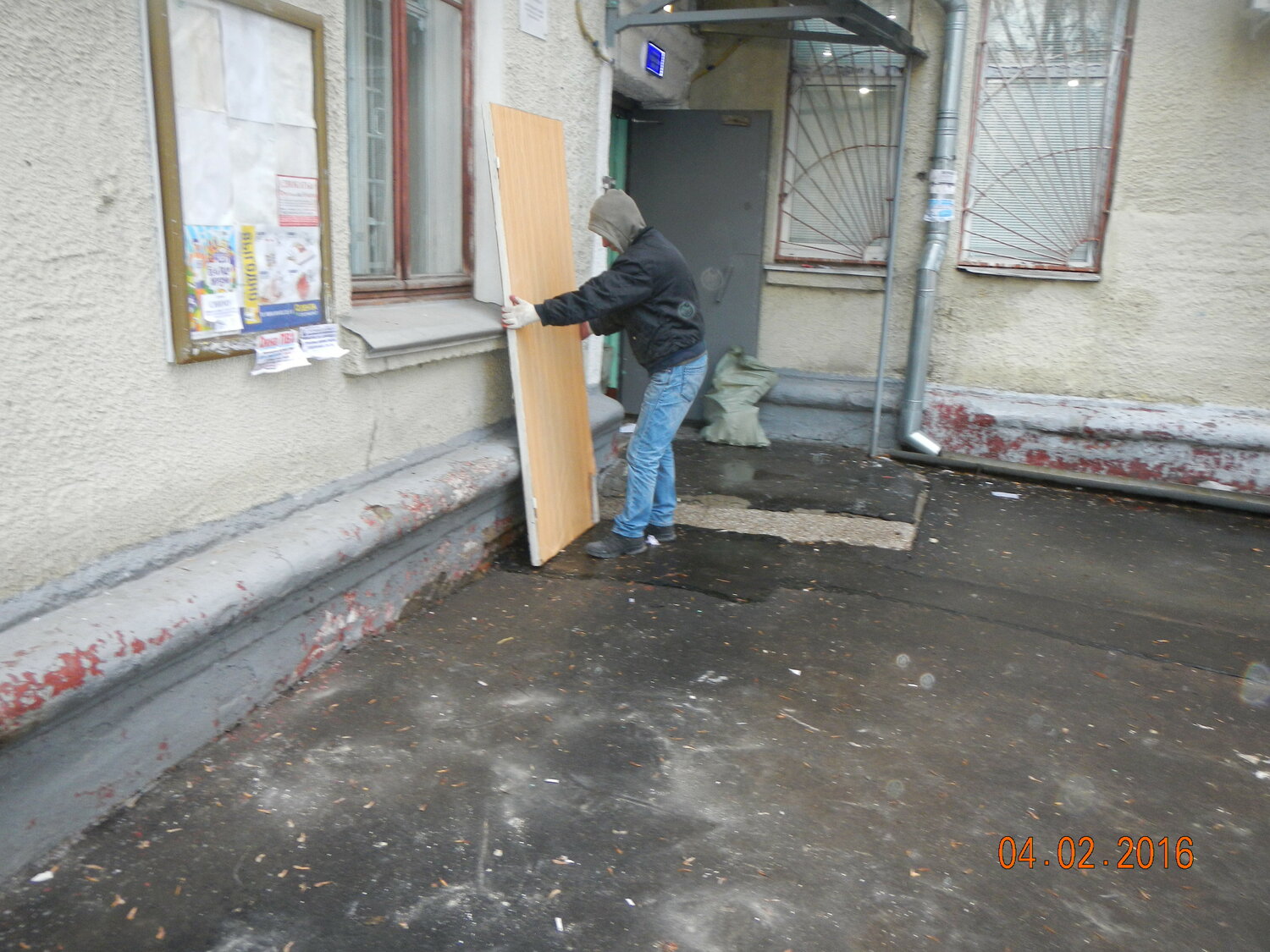 двор, улица, здание, жкс 1 центрального района, многоквартирный дом