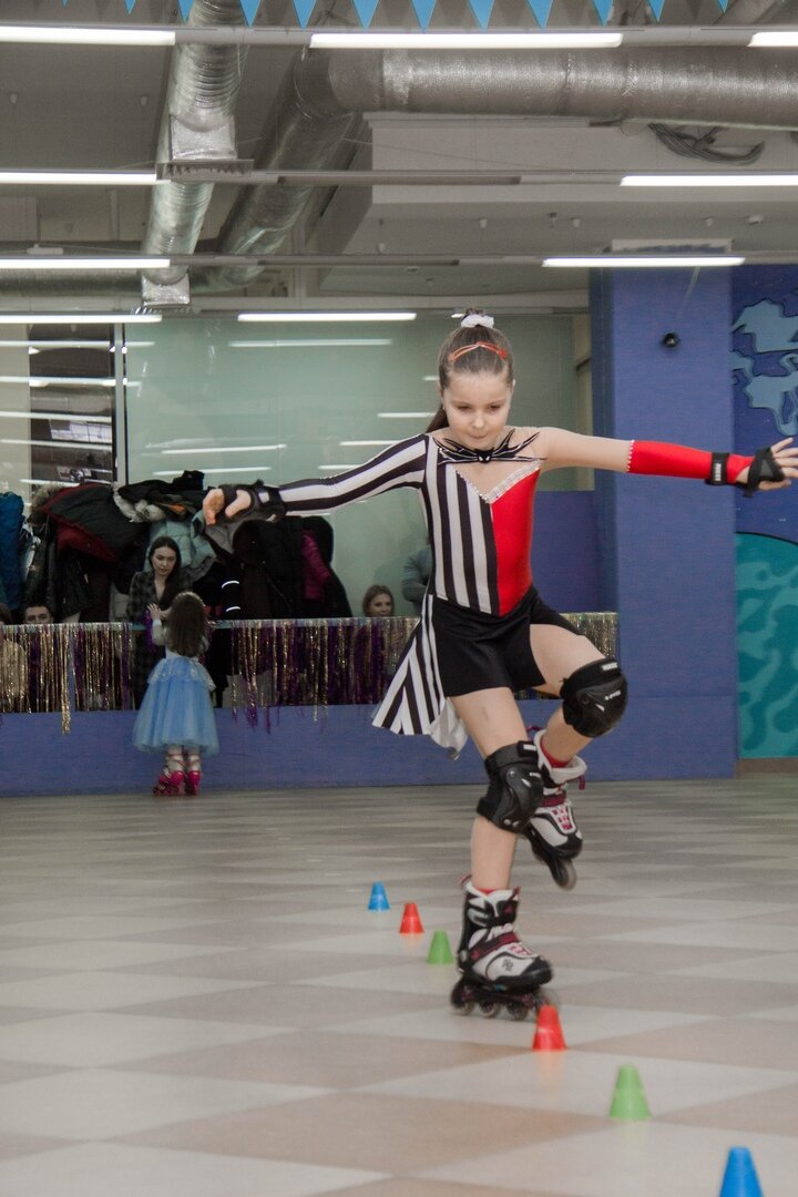 роллер спорт, роллер, спортшкола roller оw, федерация роллер спорта, человек