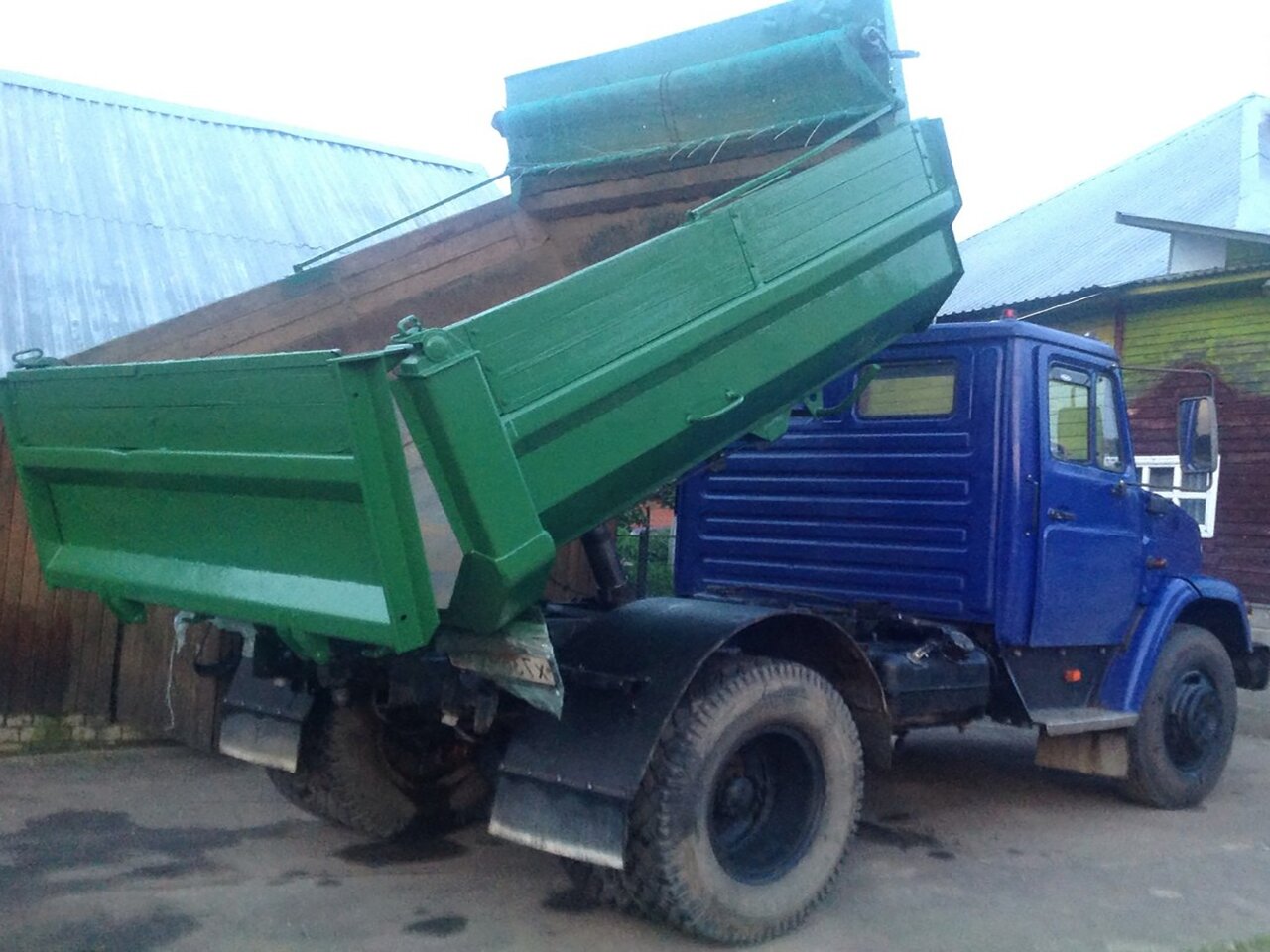 камаз 5511 самосвал большой кузов, кузов самосвальный на газ 3309, самосвал, зил 45085 самосвал, зил 4333 самосвал