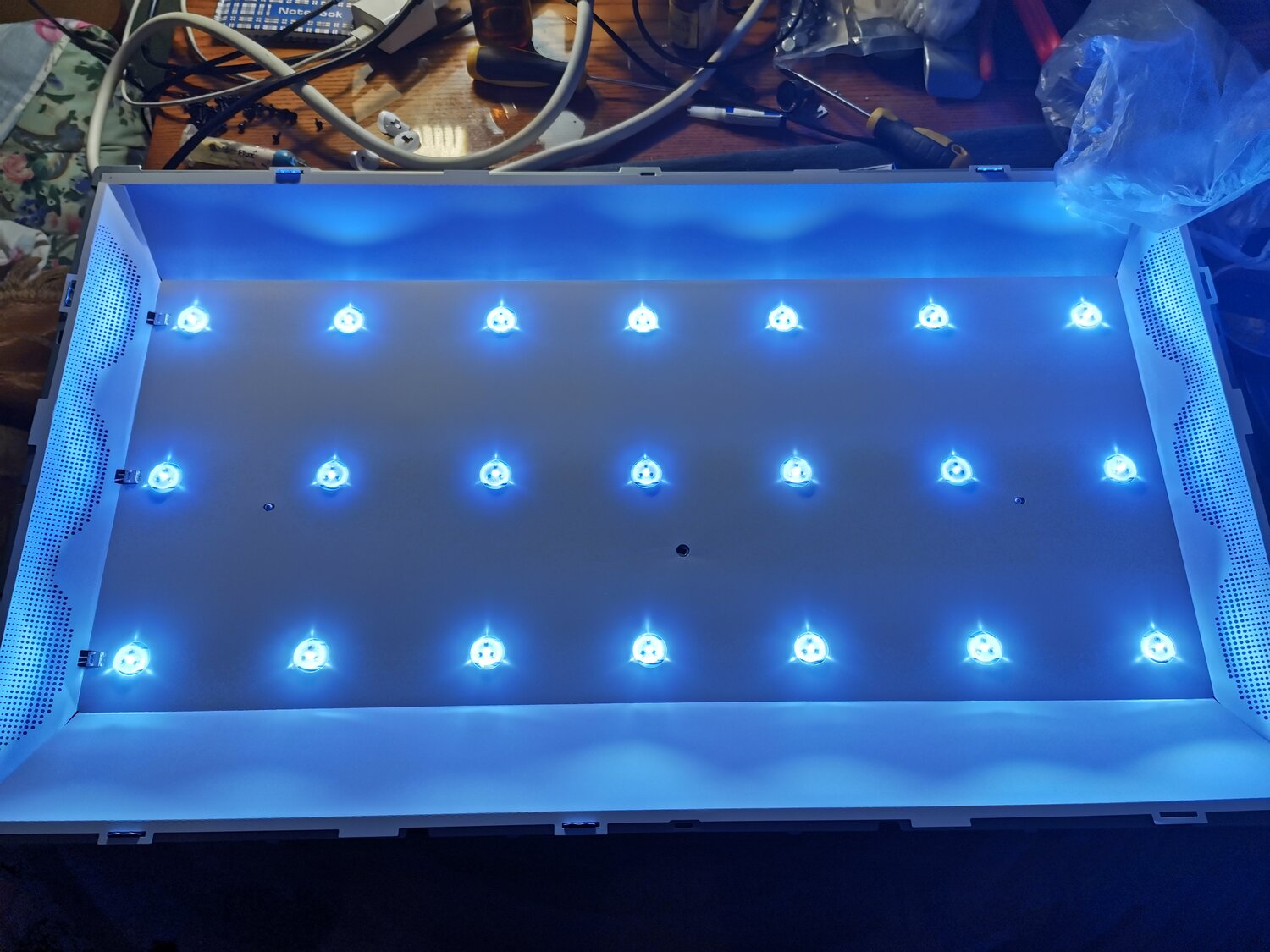 светодиодная подсветка, подсветка, lg 42ln570v подсветка, hled40f502bs2s подсветка, lg 32 ld555 подсветка