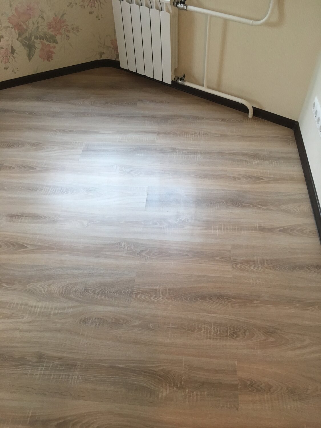 пол, ламинат, укладка ламината, паркет, паркетная доска