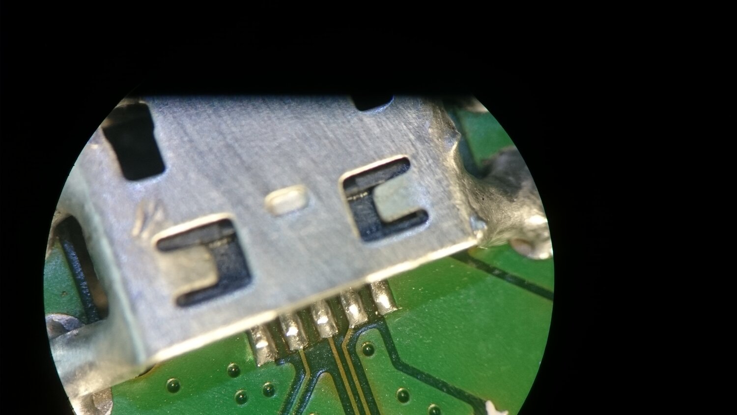 пайка микро юсб разъема, micro usb, сломалось гнездо зарядки на колонке, замена разъема микро usb на телефоне, восстановление дорожек микро юсб