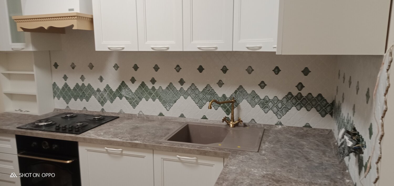 Укладка плитки арабески на фартук - 97 фото