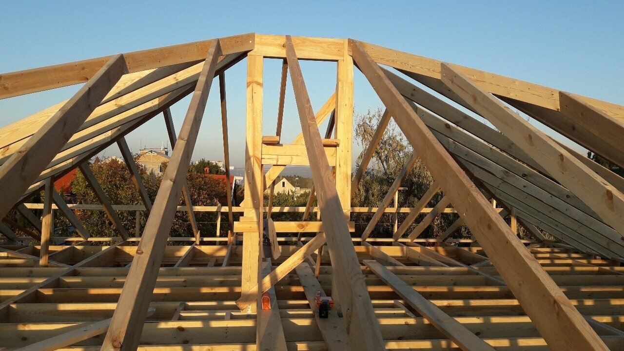 монтаж стропильной системы, стропильные системы крыш, установка стропильной системы, стропильная система кровли, монтаж стропил