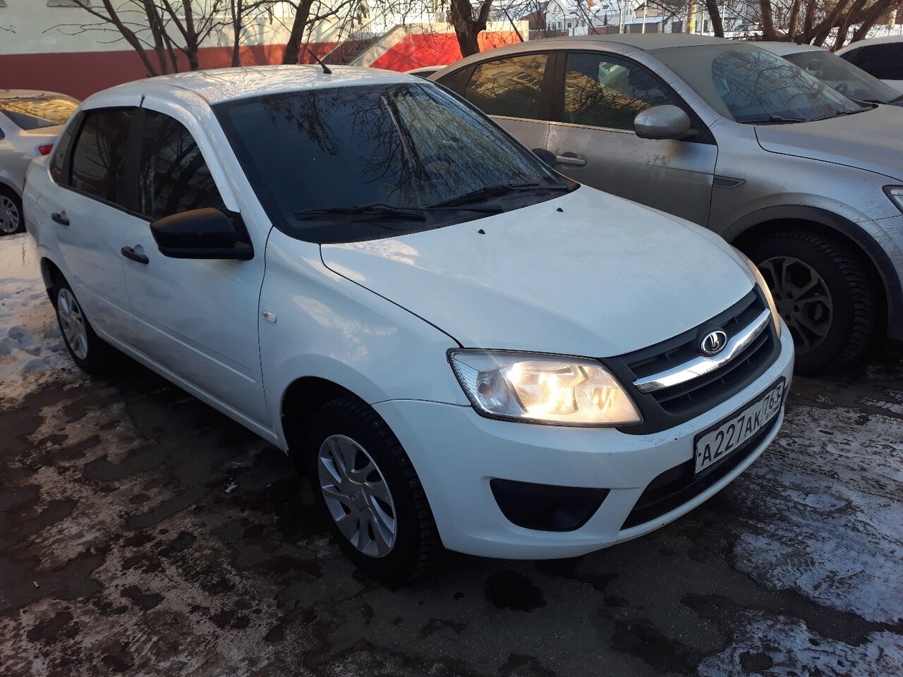 lada granta, белая лада гранта, гранта, лада гранта седан белый цвет 2012, ВАЗ (Lada) Granta