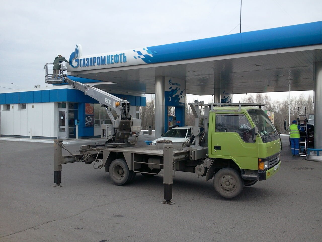 автогидроподъемник випо-24-01, автоподъёмник випо-18-01-05, автовышка газ, агп випо 20, автовышка хендай 22 метра