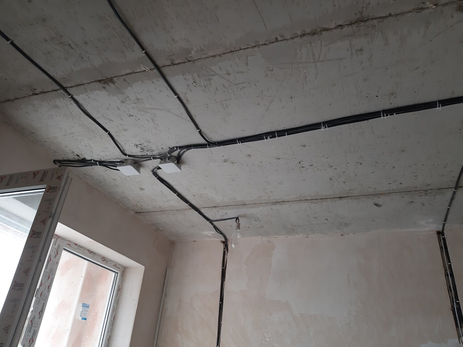 электропроводка в панельном доме, проводка в панельном доме, замена проводки в панельном доме, замена электропроводки, разводка электропроводки