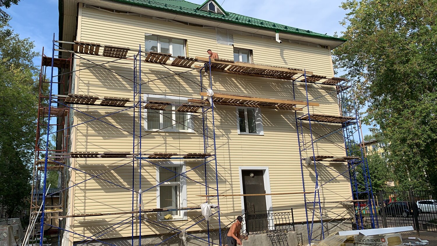 капремонт фасада блочного дома, ремонт фасада дома, капремонт многоквартирных домов, фасад дома, капитальный ремонт многоквартирных домов