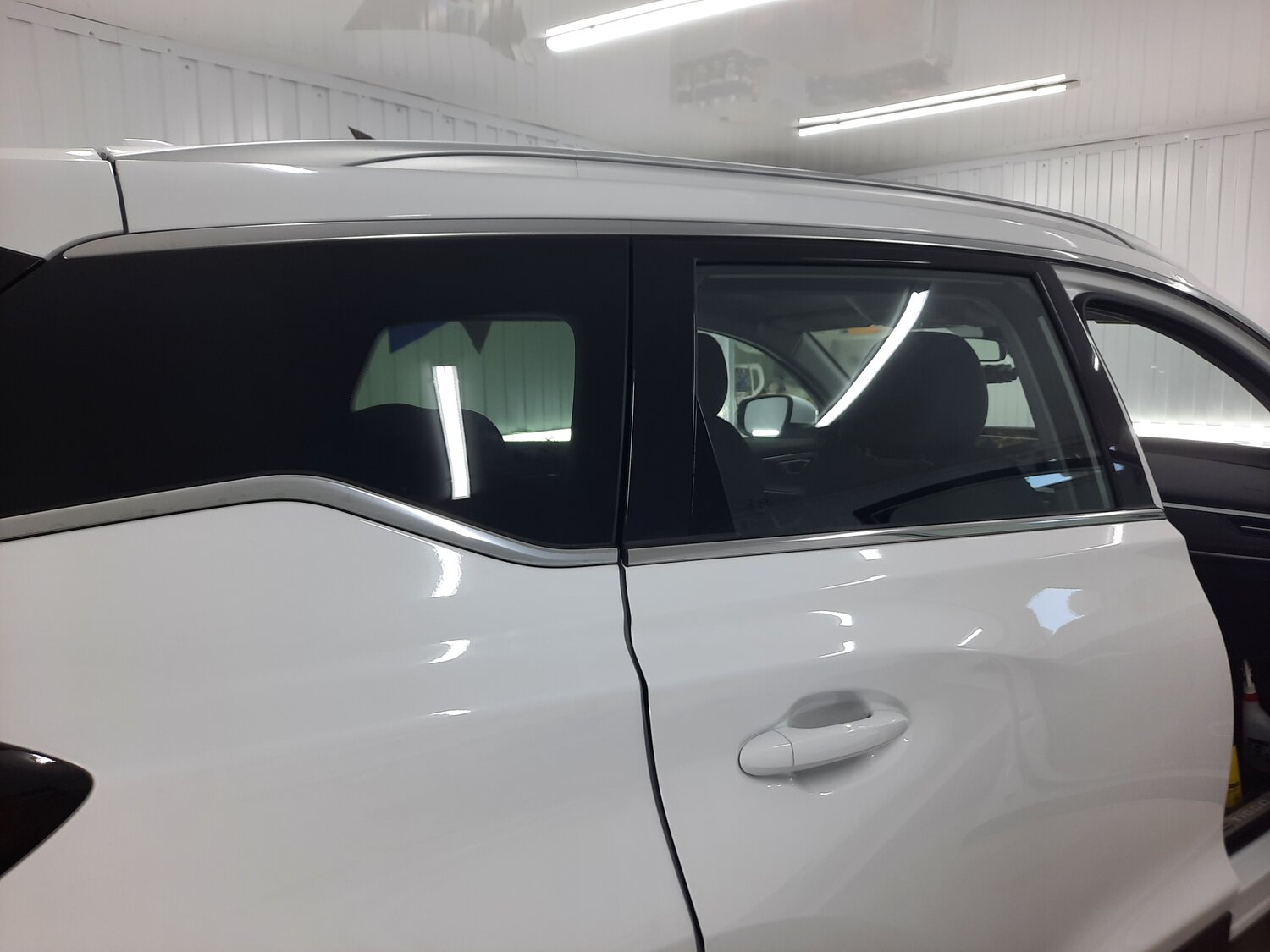 тонировка автомобиля, тонировка авто в мексике, автомобиль, llumar металлизированная, тонировка