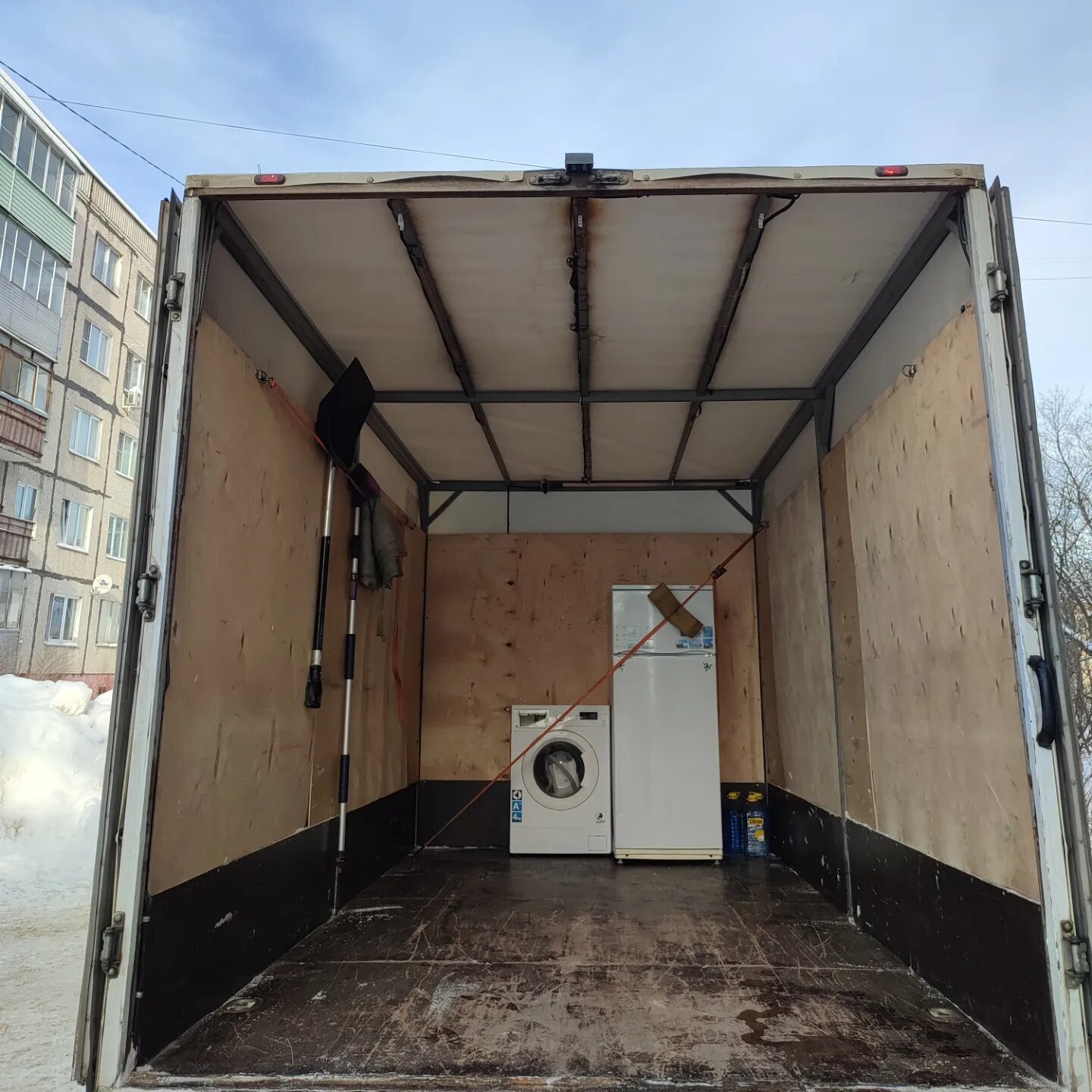 газель, термобудка на газель, каркас будки на газель 3 метра, гараж 4 метра в ширину и газель, газель европлатформа усиленная передняя стенка