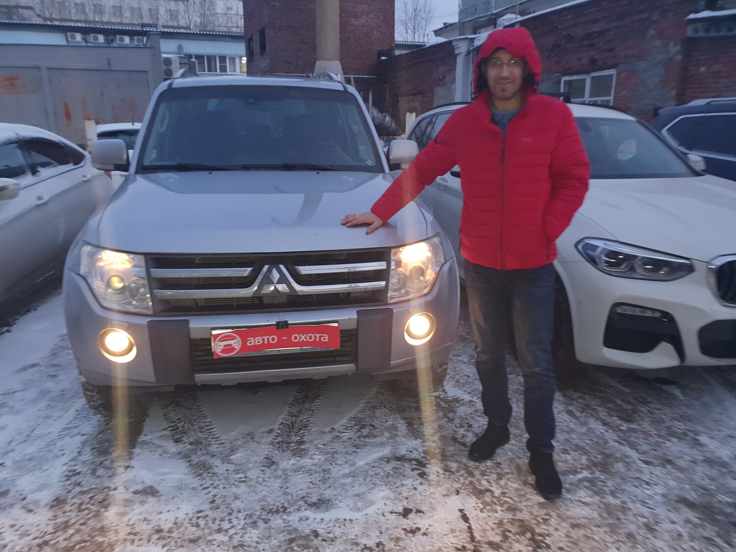 mitsubishi pajero, renault duster, mitsubishi pajero iv, авто, бу авто