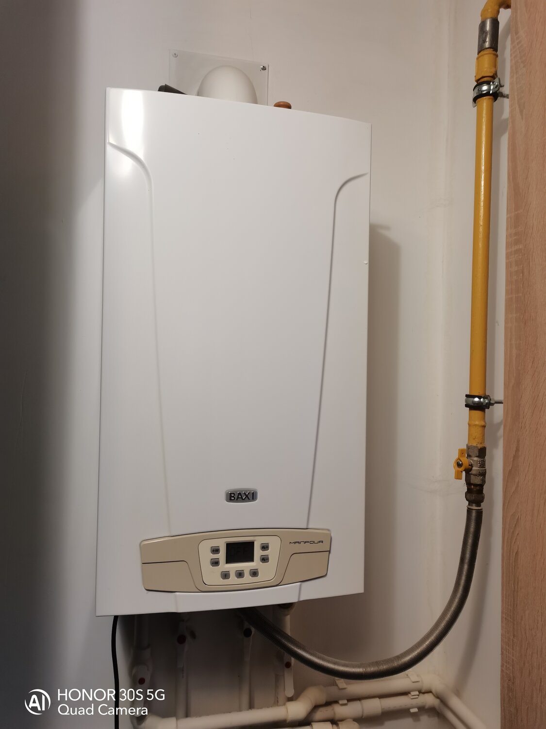 газовый котел baxi, двухконтурный котел baxi manfour, двухконтурный газовый котел baxi 24 квт, baxi main four 240, котел baxi