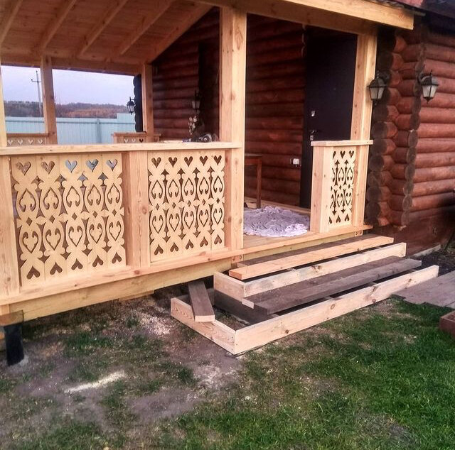 деревянные ограждения для террасы, ограждение веранды из дерева, веранда к бане, ограждения для террасы, беседка деревянная