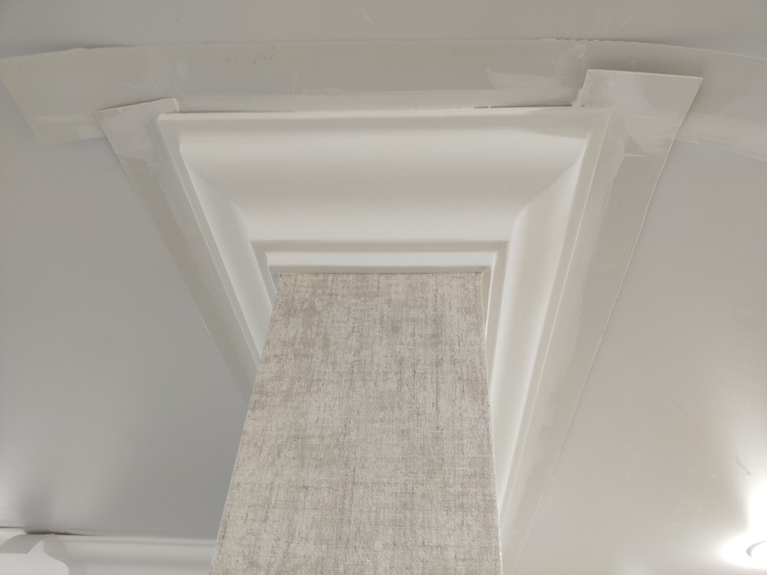 c337 карниз orac decor, карниз orac luxxus c200, гипсовые карнизы, карниз из полиуретана, ab112 плинтус потолочный