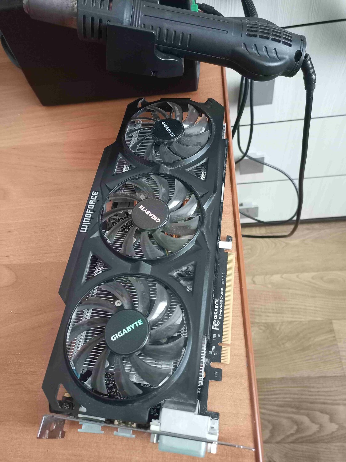 видеокарта gigabyte geforce gtx 760, видеокарта gigabyte geforce gtx 770 ti, gtx 760 без корпуса, gtx 770 windforce 4gb, gtx 760 4 gb доп питание