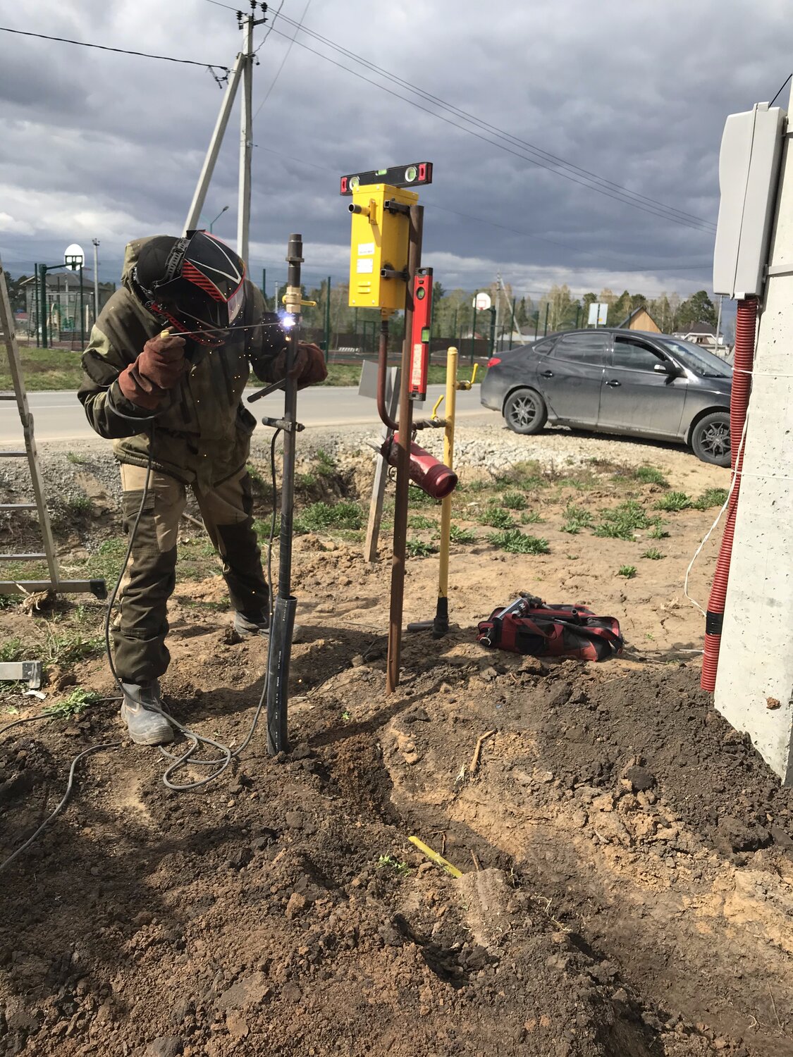 Установка газопровода на винтовые сваи - 80 фото