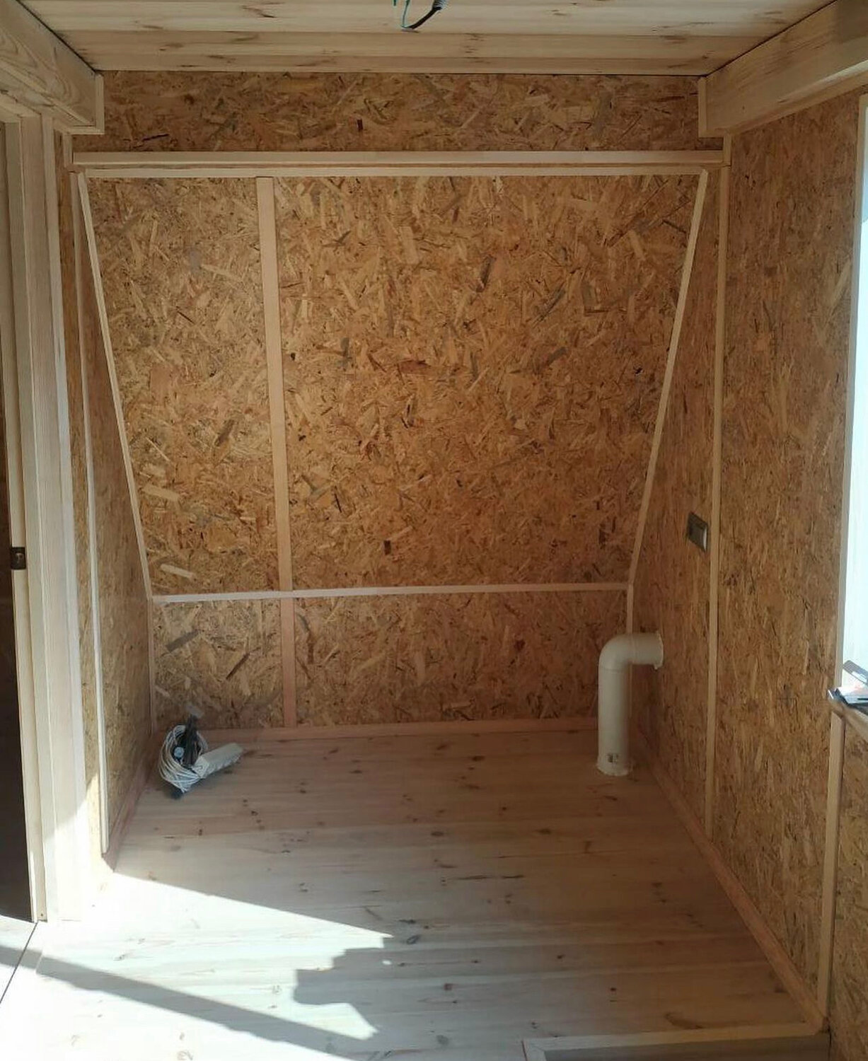 потолок из осб плит и его отделка, осб плита