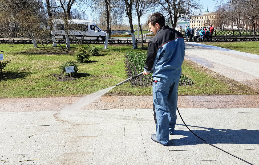 дезинфекция дворов, уборка, обувь, влажная уборка, гидропосев газона