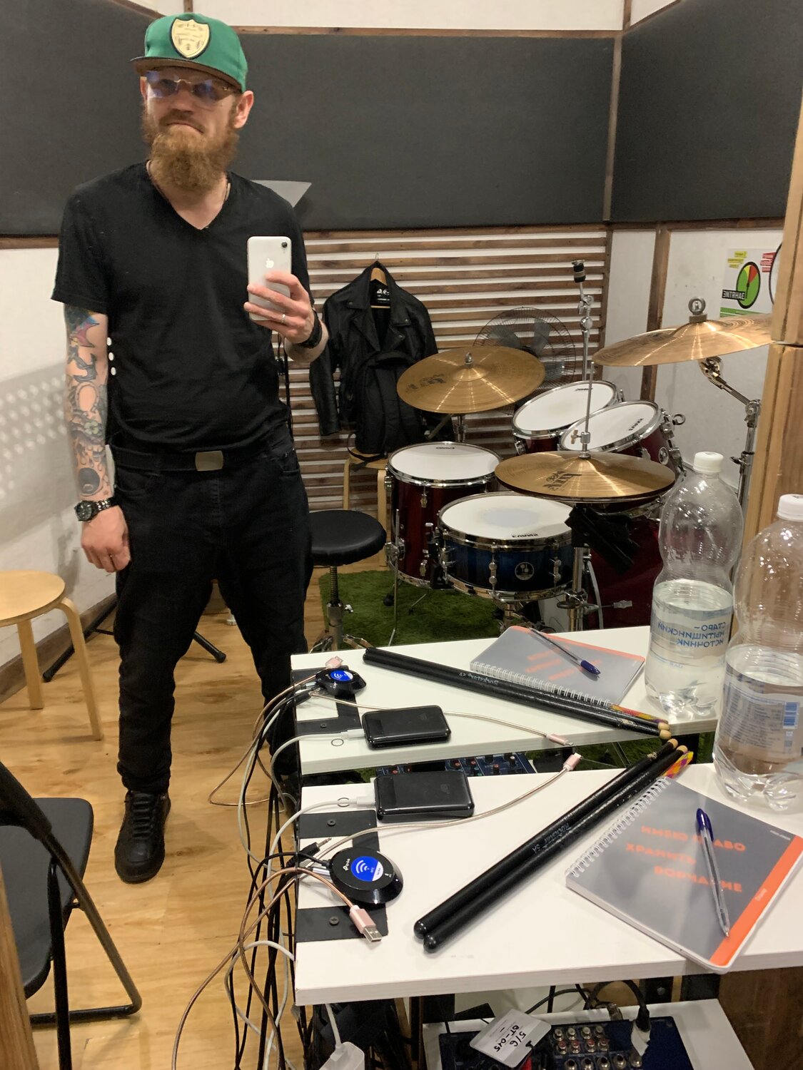 mike barnes drums, electronic drum kit, ��������������, ����������������, ��������������������