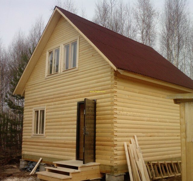 дачный домик 6х4 с мансардой из бруса, брусовой дом 6х6, сруб из бруса 150х150 6х6 с мансардой, баня из бруса 6 на 6 с мансардой, дома из бруса 8х8 с мансардой