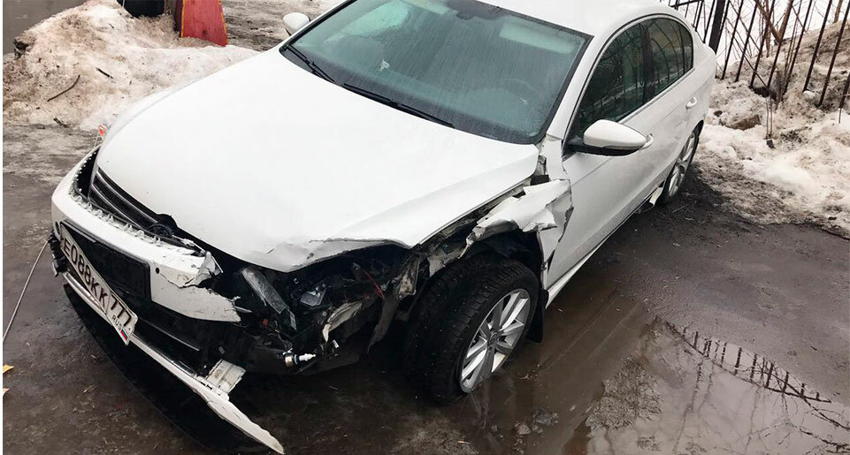 авто, автомобиль, киа оптима белого цвета 2019г битая ночью дтп, выкуп битых авто дорого, разбитый лексус is250