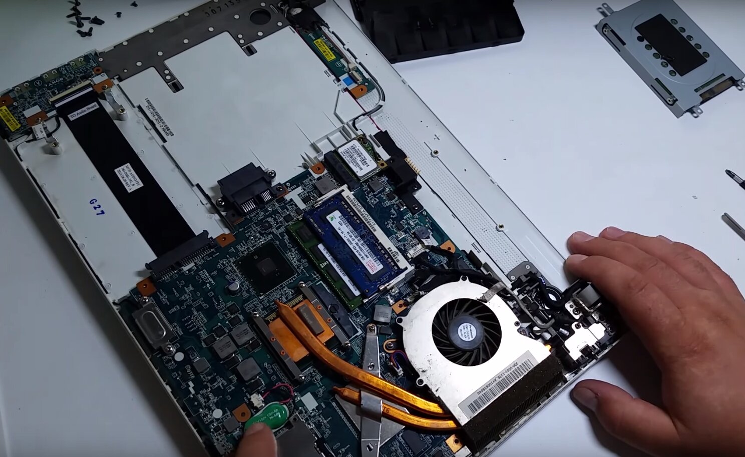 vpceb1e9r disassemble, техника, ноутбук, sony vaio aw disassembly, asus n550jk disassemble