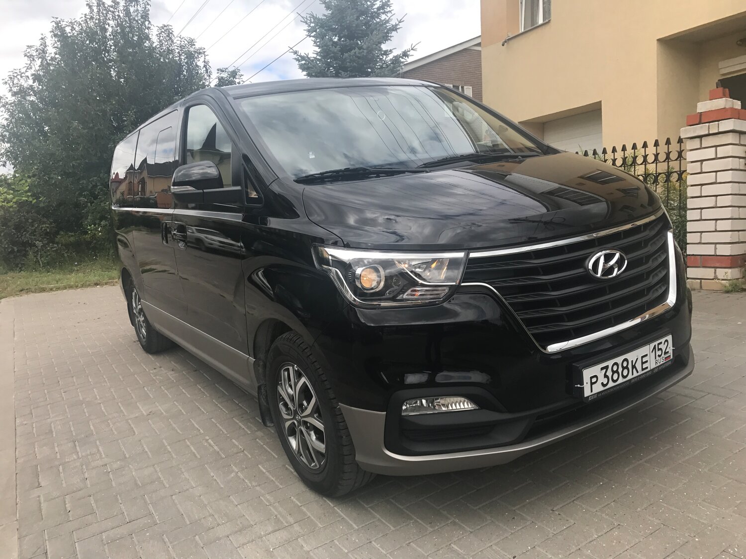 хендай гранд старекс 2018, hyundai h1 черный 2019, hyundai starex 2018, hyundai grand starex 2018 urban exclusive, Toyota Alphard II