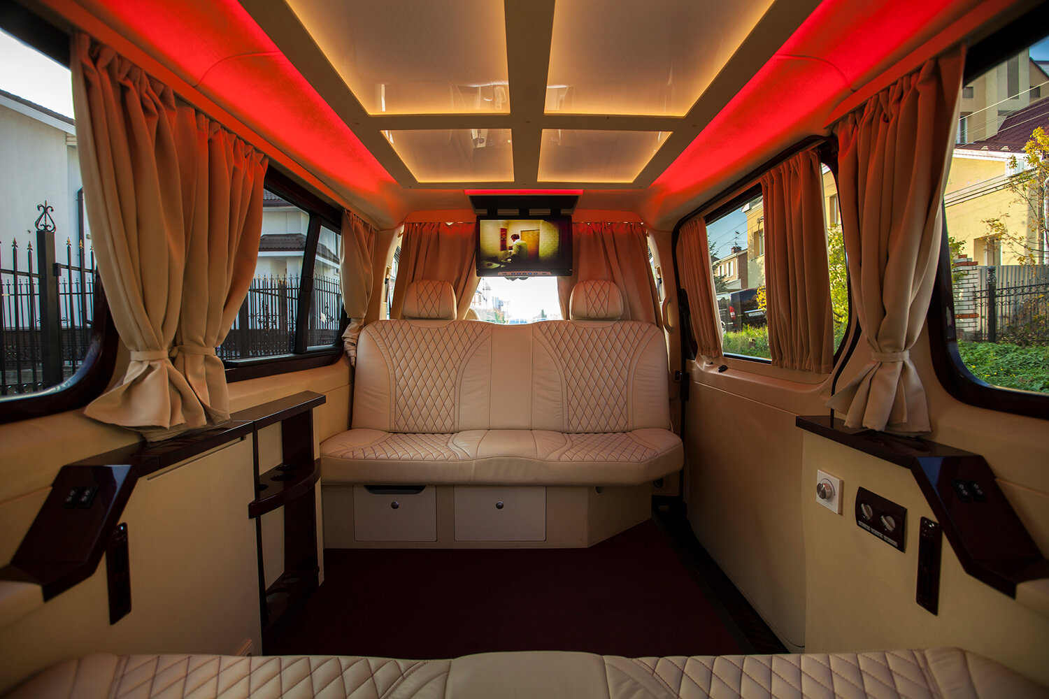 спринтер 319 vip, мерседес бенц спринтер vip, mercedes-benz sprinter, микроавтобус, автодом vw transporter t4