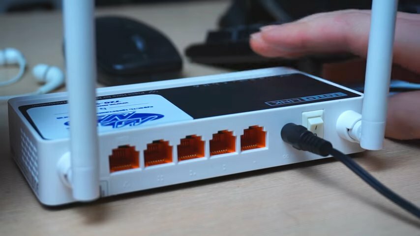 роутер тотолинк n150rt, маршрутизатор, роутер digi sat xpon onu model:dsxo-1002w, как должен быть подключен роутер тотолинк, роутер таттелеком