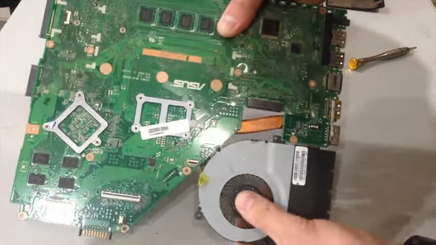 asus x550c материнская плата, asus x550cc материнская плата, asus x550lc материнская плата, мат плата asus x550c, характ материнской платы asus x751l