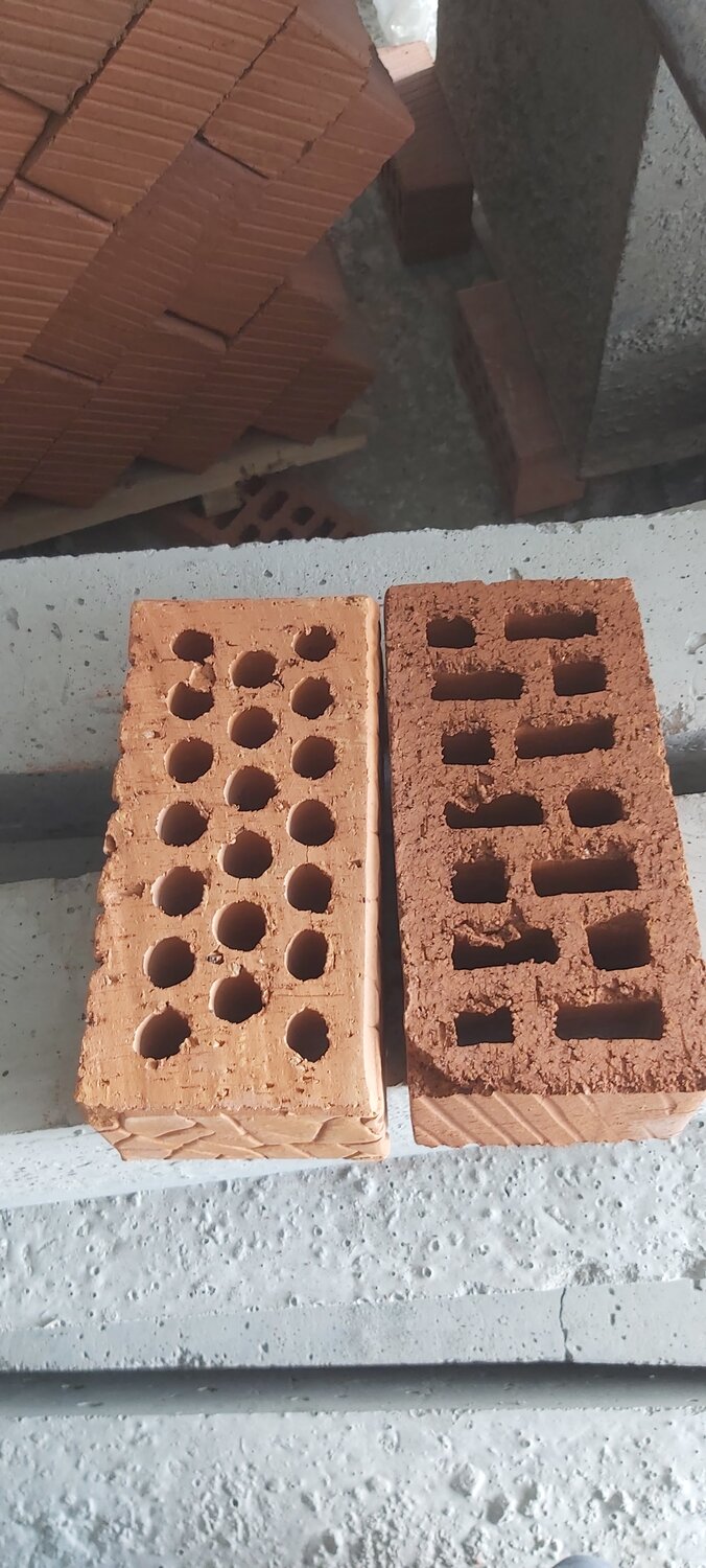 кирпич, арский кирпич 2.1 нф, четыре кирпича, кирпич фирмы, кладка дырчатого кирпича