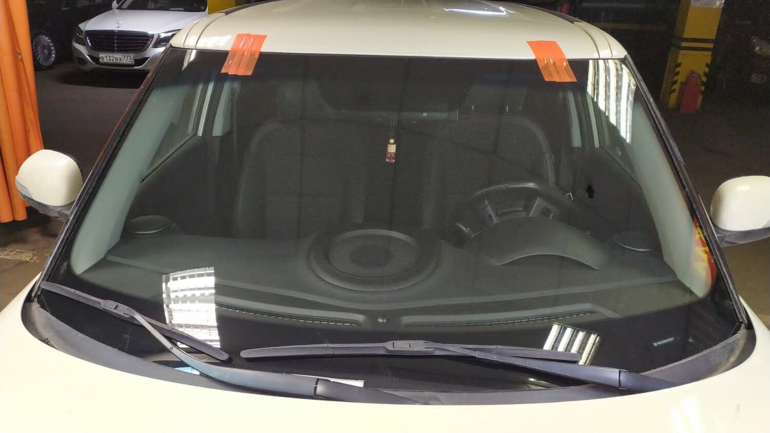 лобовое стекло, лобовое стекло toyota corolla 2016, замена лобового стекла, вклейка лобового стекла кия соренто, стекло лобовое smart fortwo